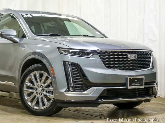 Used 2024 Argent Silver Metallic Cadillac Premium Luxury image 12