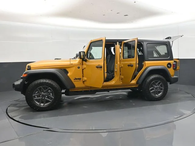 New 2026 Goldilocks Exterior Paint Jeep Sport S image 50