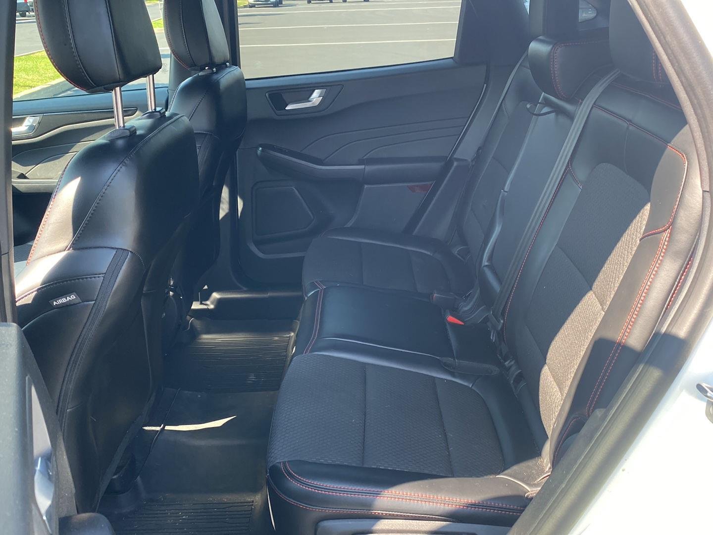 Used 2023 Star White Metallic Tri-Coat Ford ST-Line image 14
