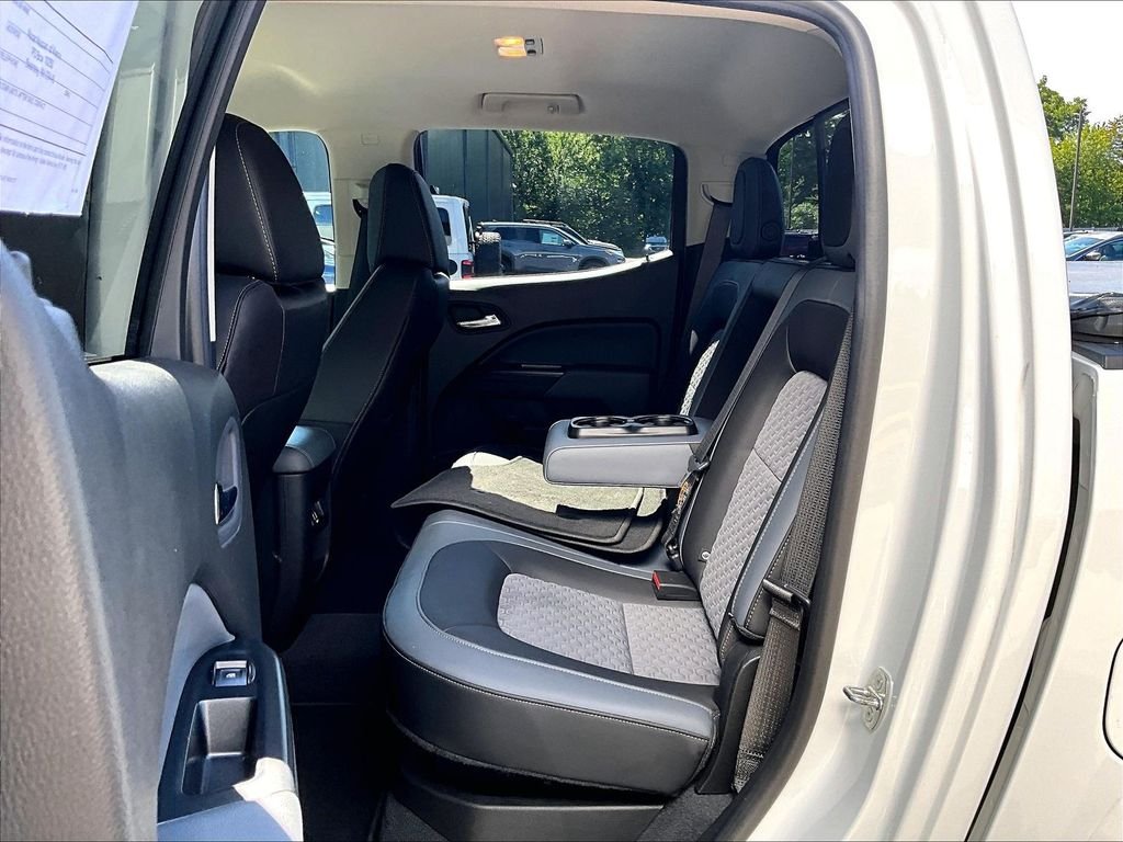 Used 2021 White Chevrolet Z71 image 17