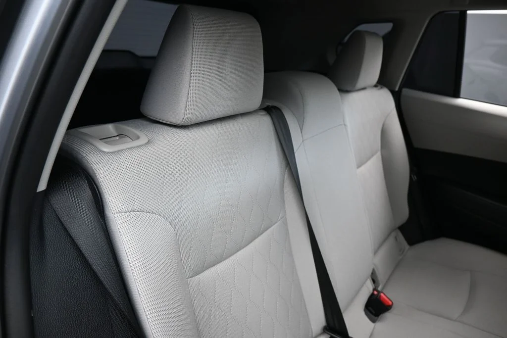 2026 Toyota Corolla Cross L - Photo 32