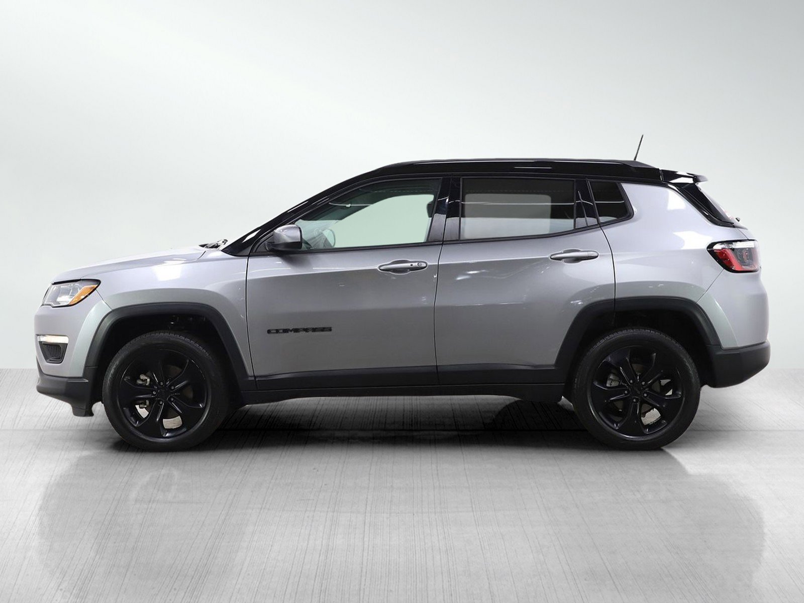 Used 2021 Jeep Compass Altitude with VIN 3C4NJDBB5MT506425 for sale in Wayzata, Minnesota