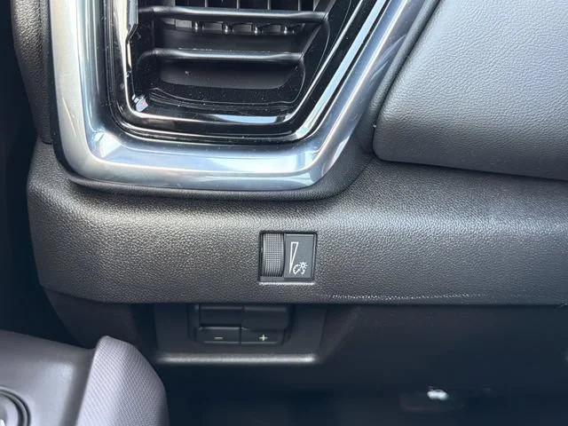 New 2026 Summit White GMC Elevation image 28