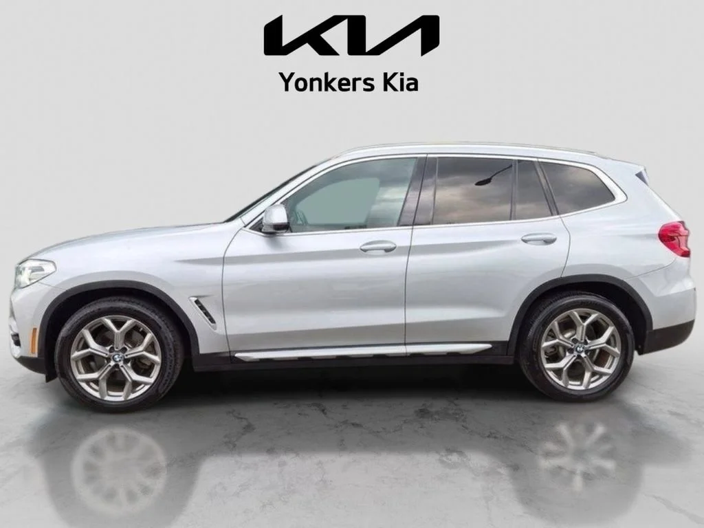 Used 2020 Silver BMW xDrive30i image 11