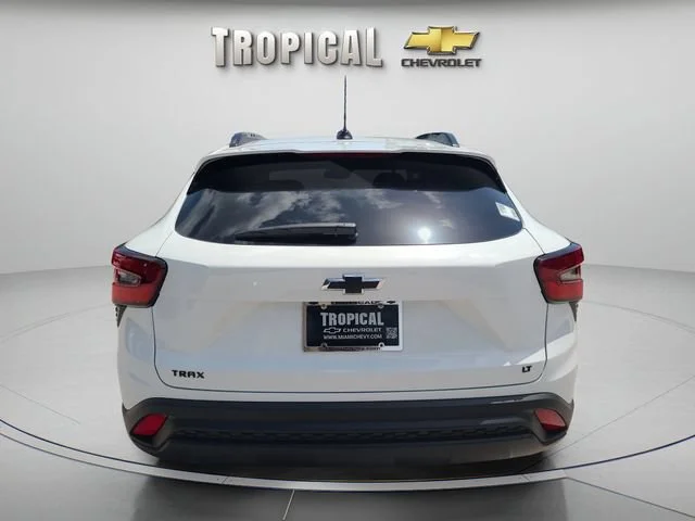 New 2026 Summit White Chevrolet LT image 4
