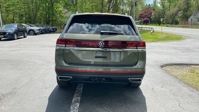 New 2026 Green Volkswagen 2.0T SE w/Technology image 6