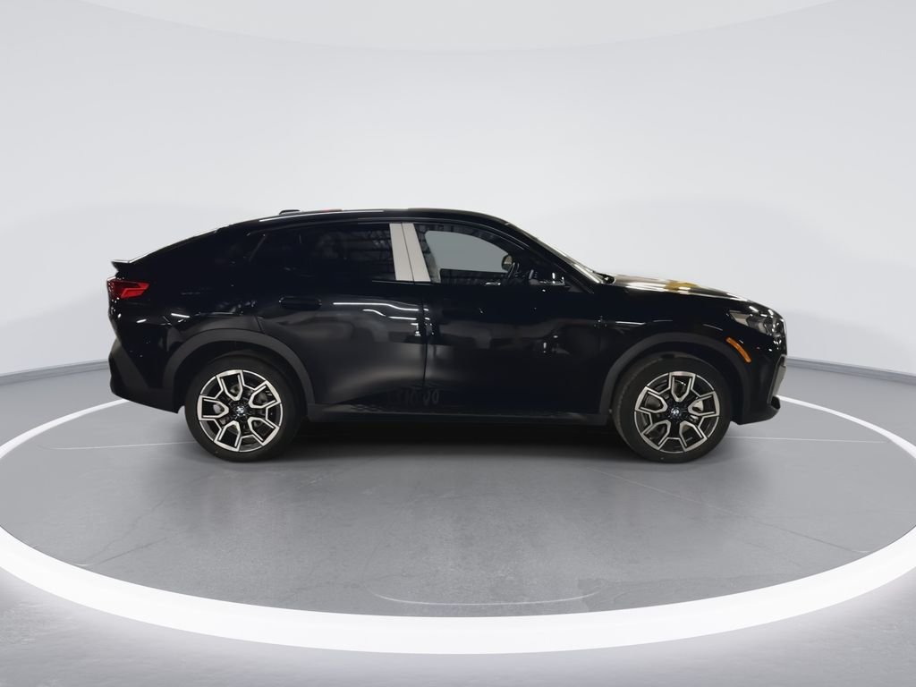 Used 2026 Black BMW xDrive28i image 9