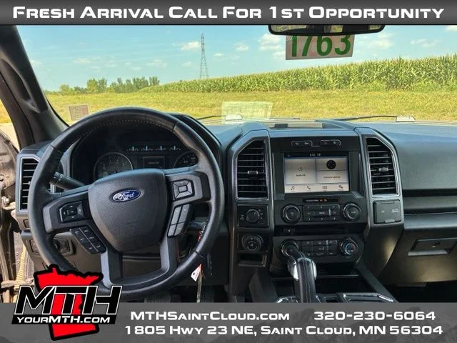 Used 2018 Gray Ford XLT image 11
