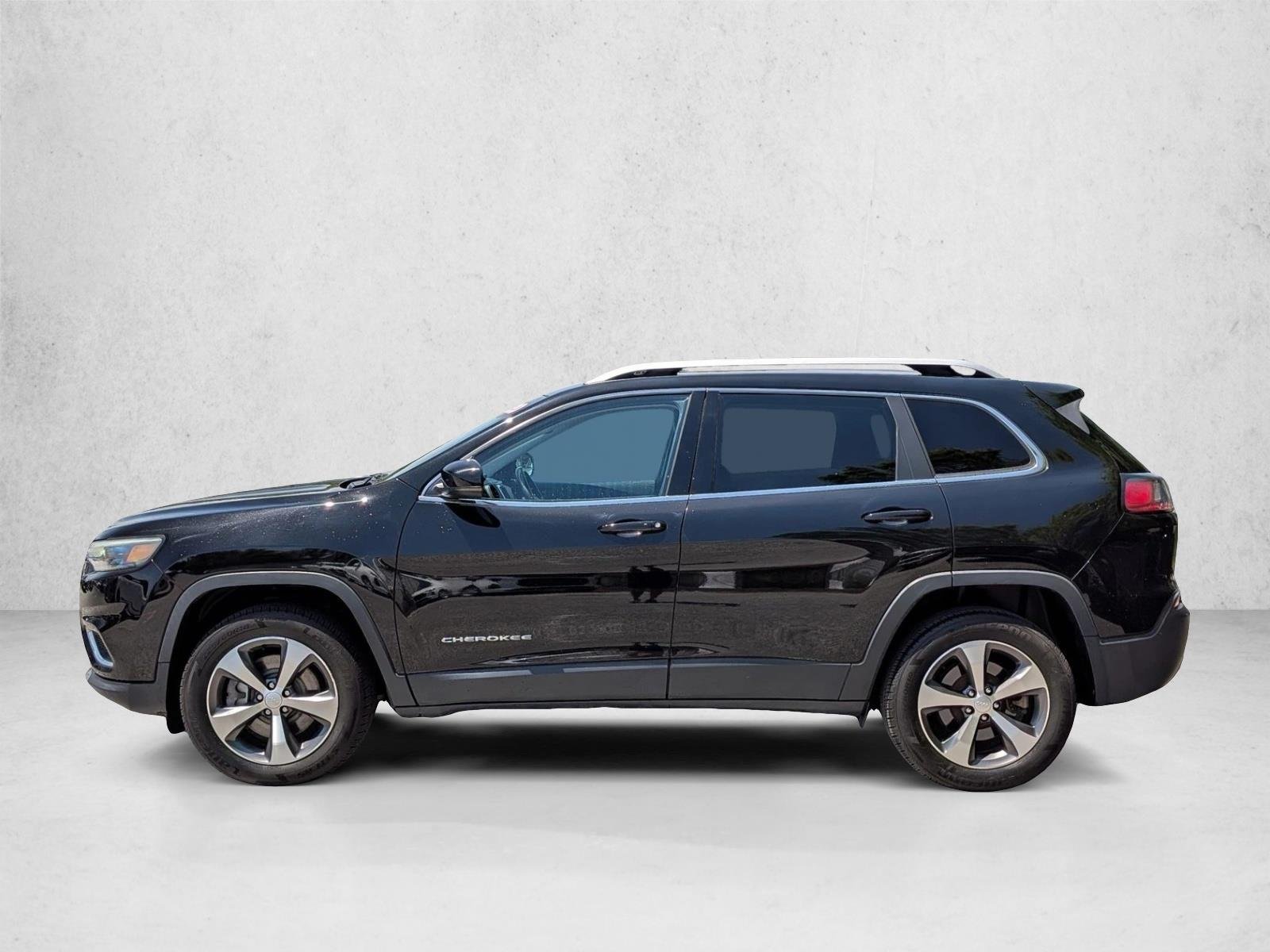 Used 2020 Diamond Black Crystal Pearlcoat Jeep Limited image 9