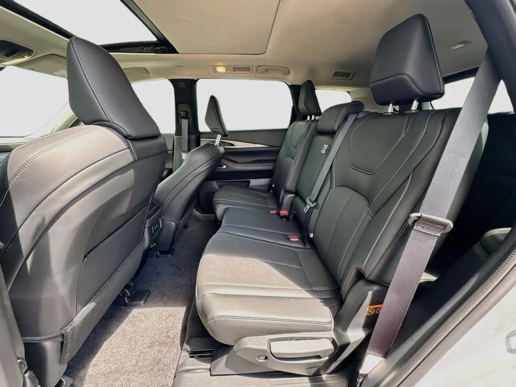 New 2027 Gray INFINITI LUXE image 26
