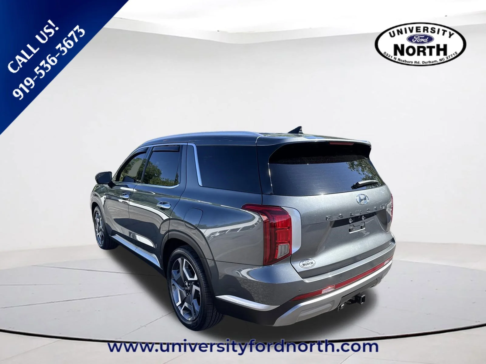 Used 2024 Steel Graphite Hyundai SEL 7P image 5