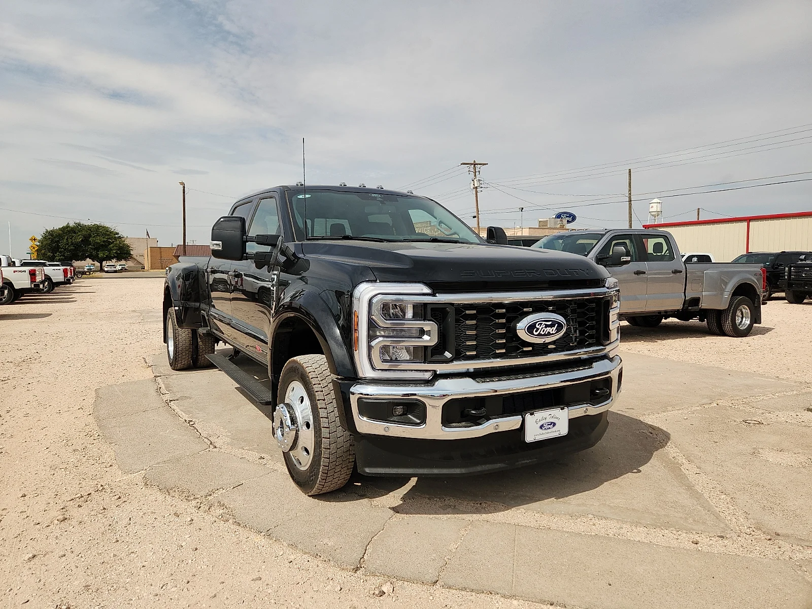 New 2027 Agate Black Metallic Ford LARIAT image 1
