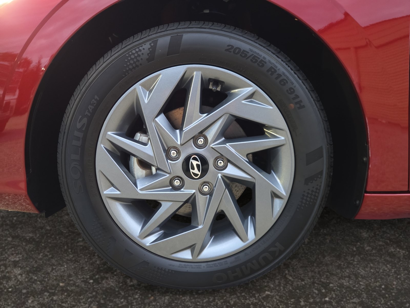 2024 Hyundai Elantra SEL - Photo 14