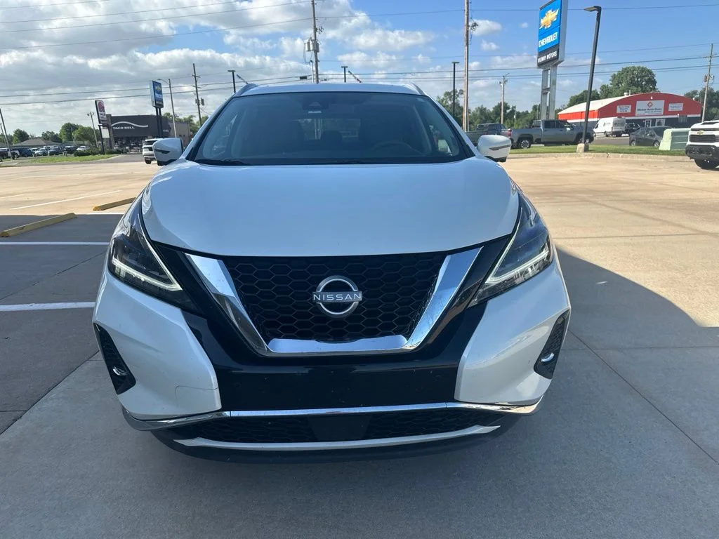 Used 2024 White Nissan Platinum image 25