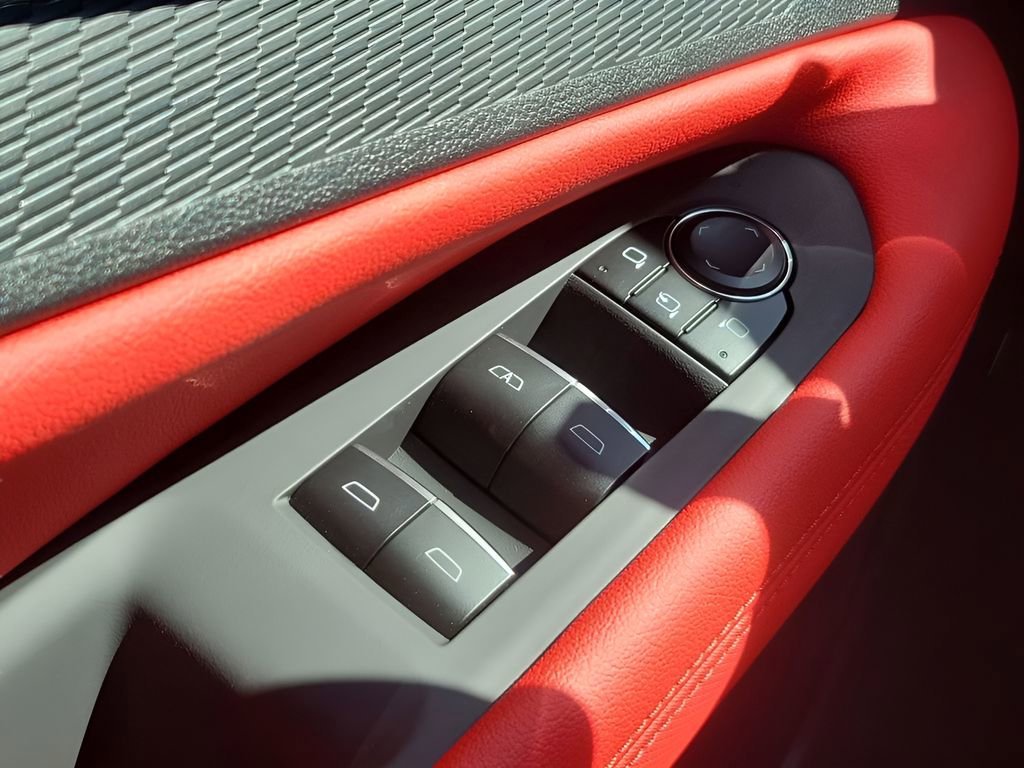 2026 Chevrolet Blazer EV SS - Photo 35