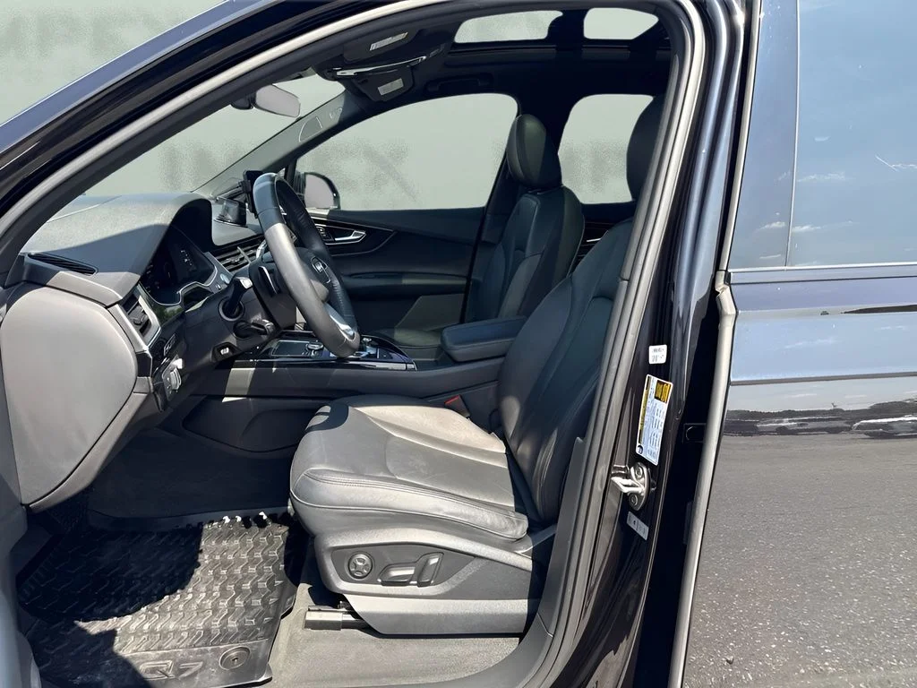 Used 2018 Black Audi 3.0T Prestige image 10