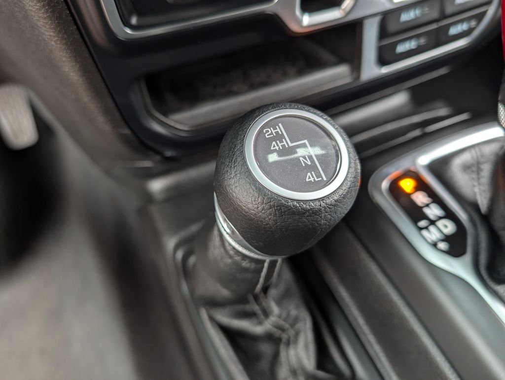 2024 Jeep Wrangler 4-Door Sahara - Photo 27