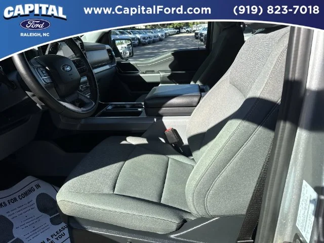 Used 2024 Silver Ford XLT image 19