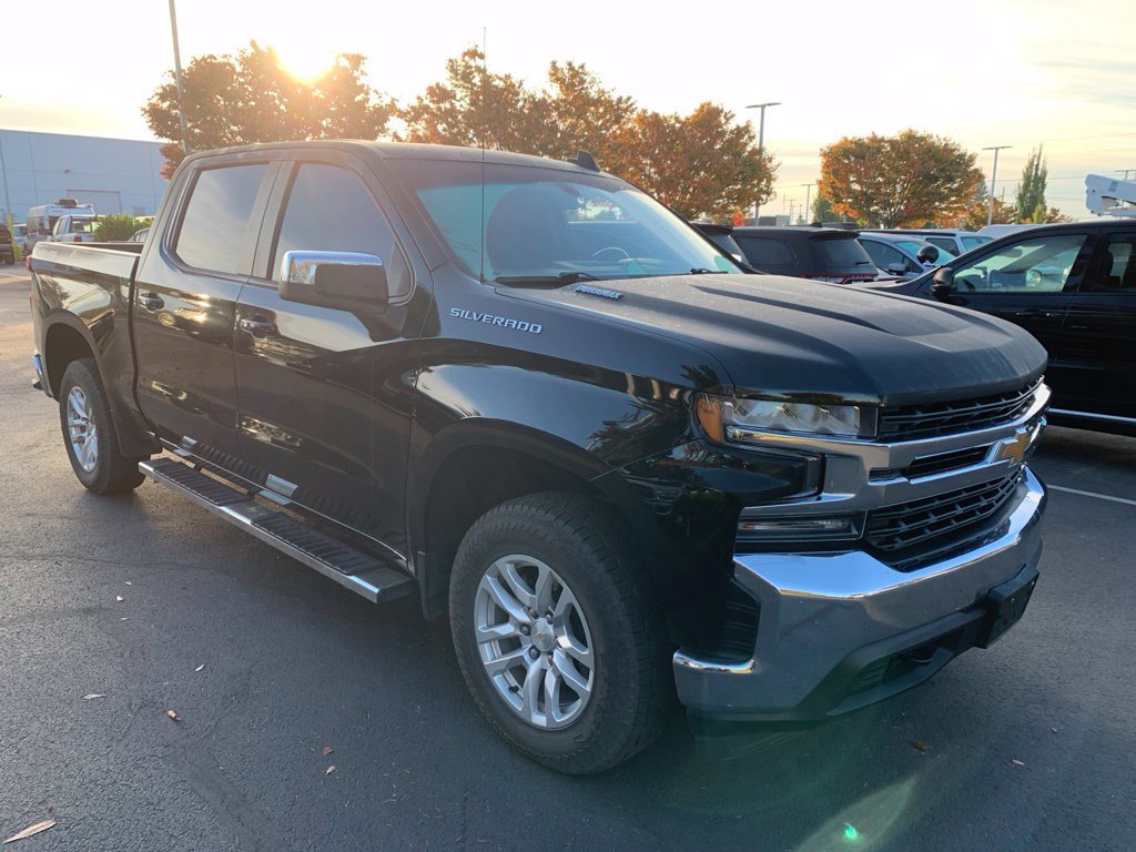 Used 2022 Black Chevrolet LT image 5