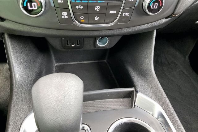 Used 2021 Silver Chevrolet LS image 29