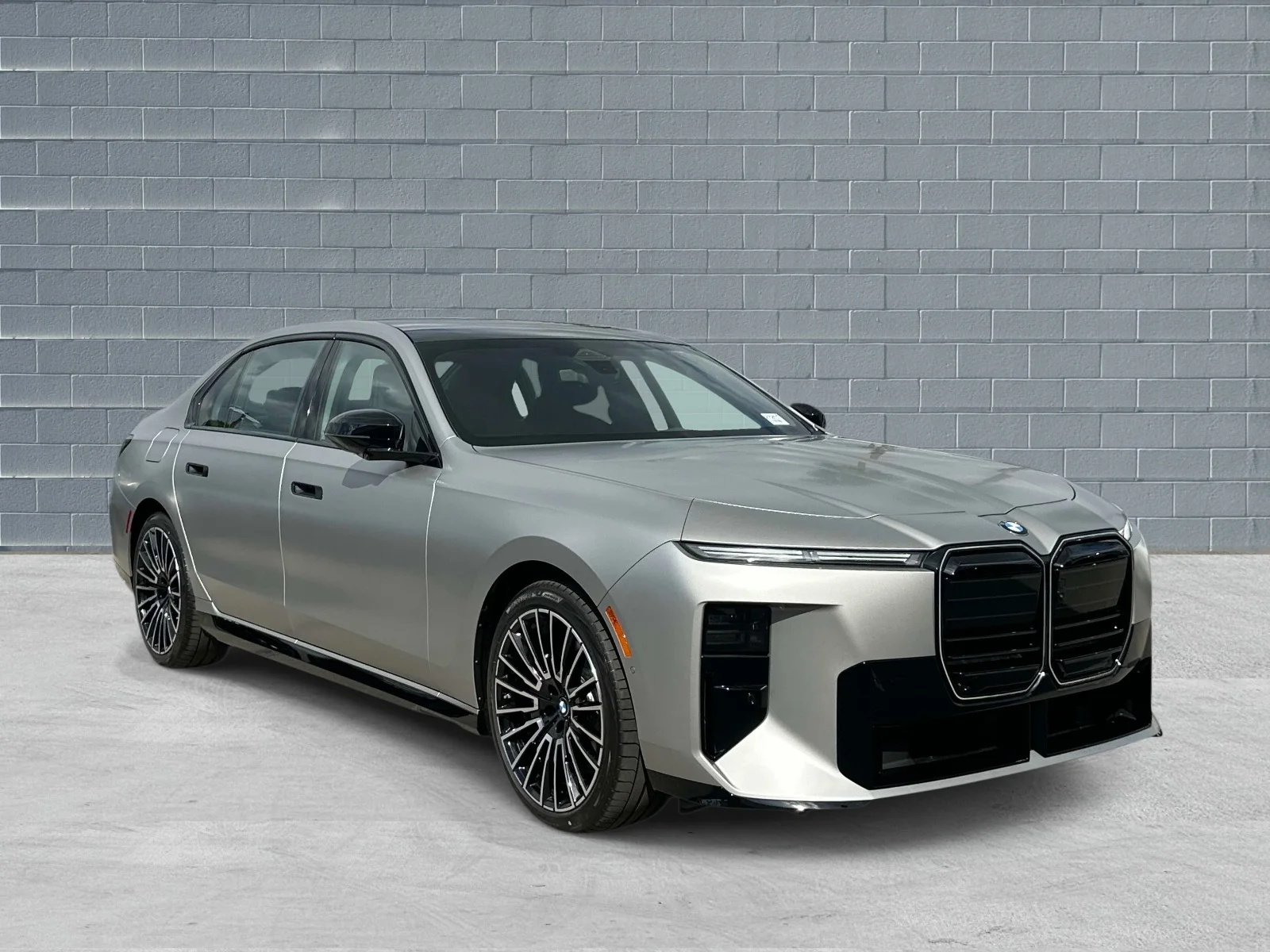 New 2027 Frozen Space Silver Metallic BMW 740i image 1
