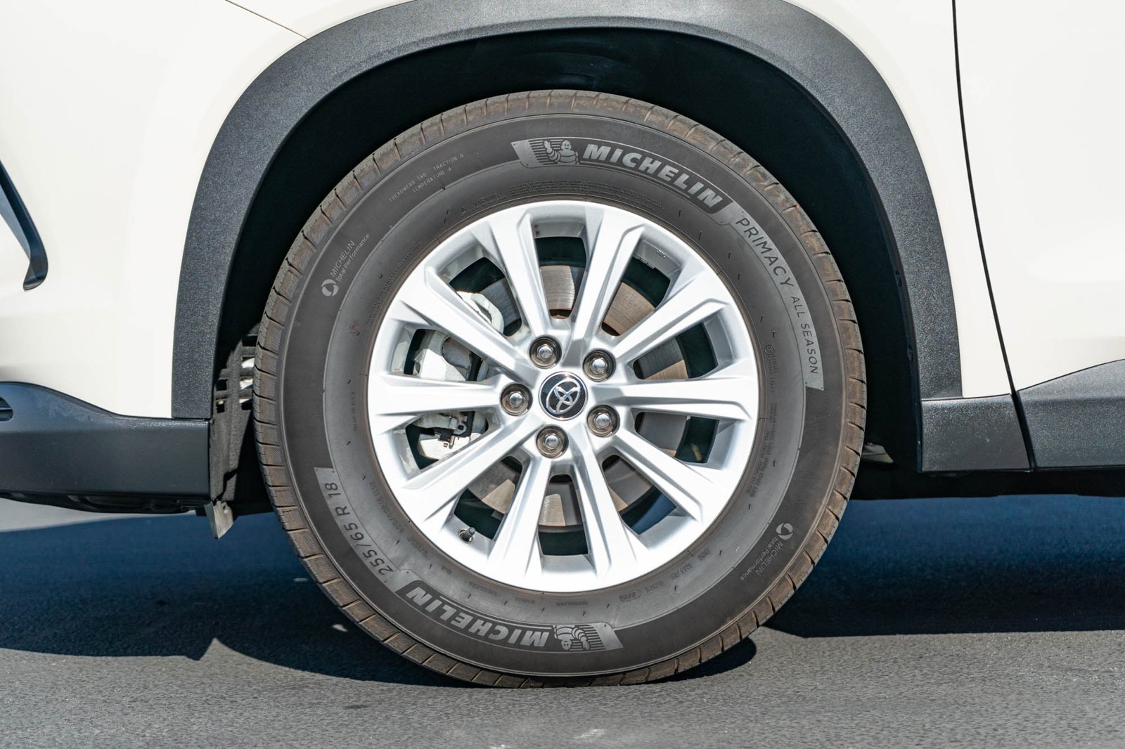 Certified Used 2024 Cream Toyota XLE image 5