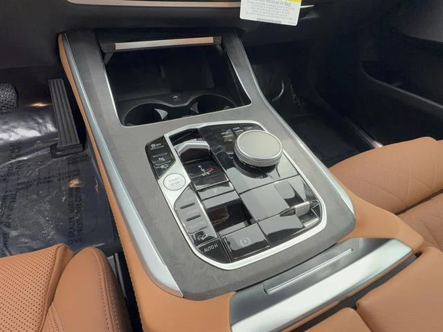 New 2026 Skyscraper Grey Metallic BMW xDrive50e image 13