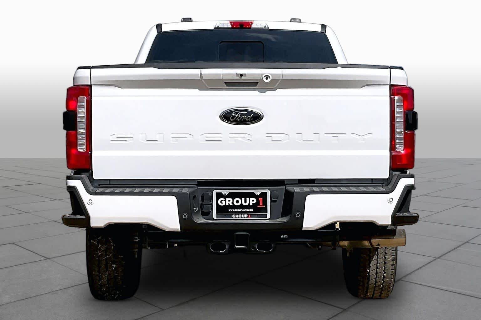 New 2026 Oxford White Ford F-250® XLT image 4