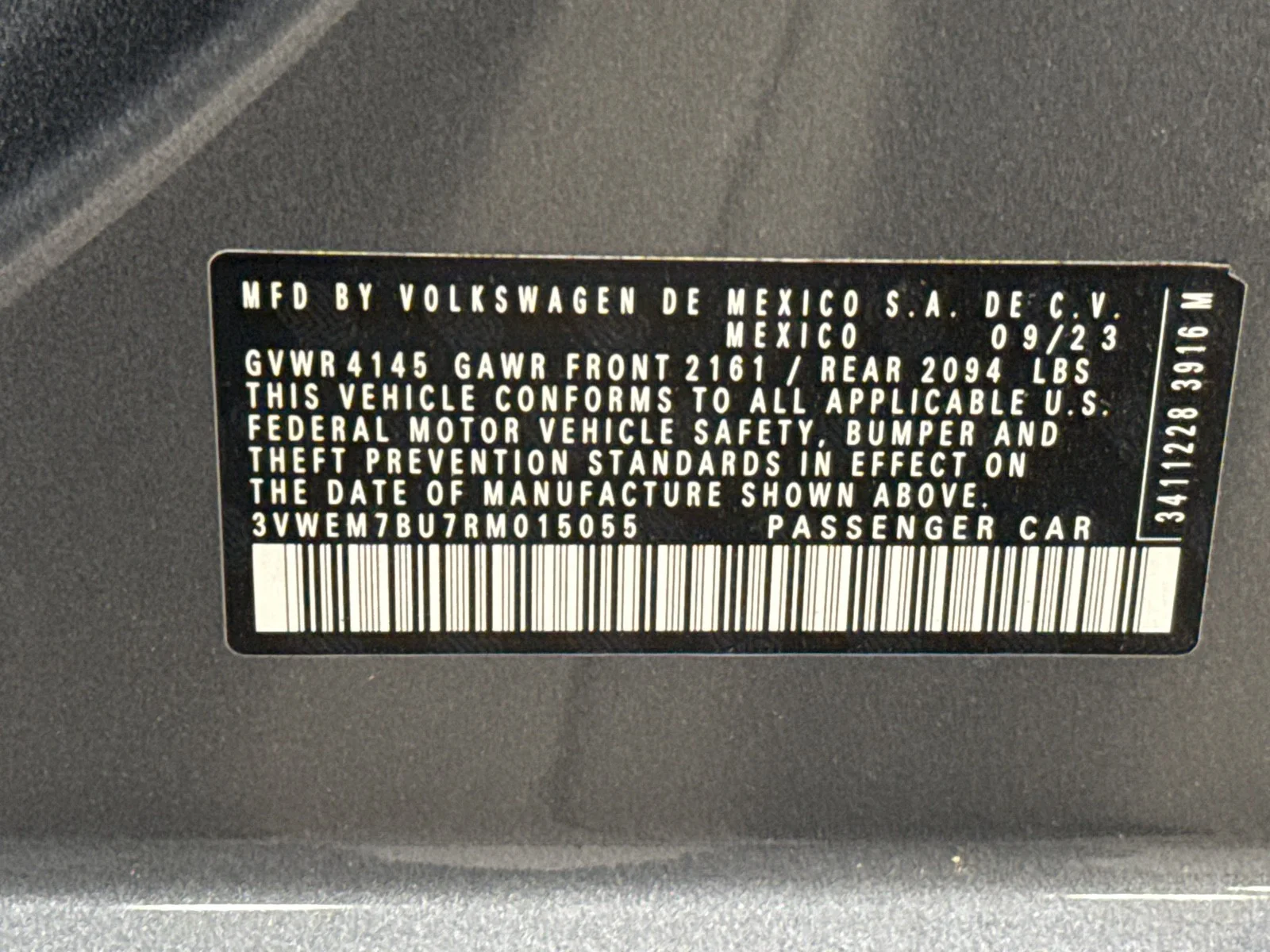 Used 2024 Platinum Gray Metallic Volkswagen SE image 11