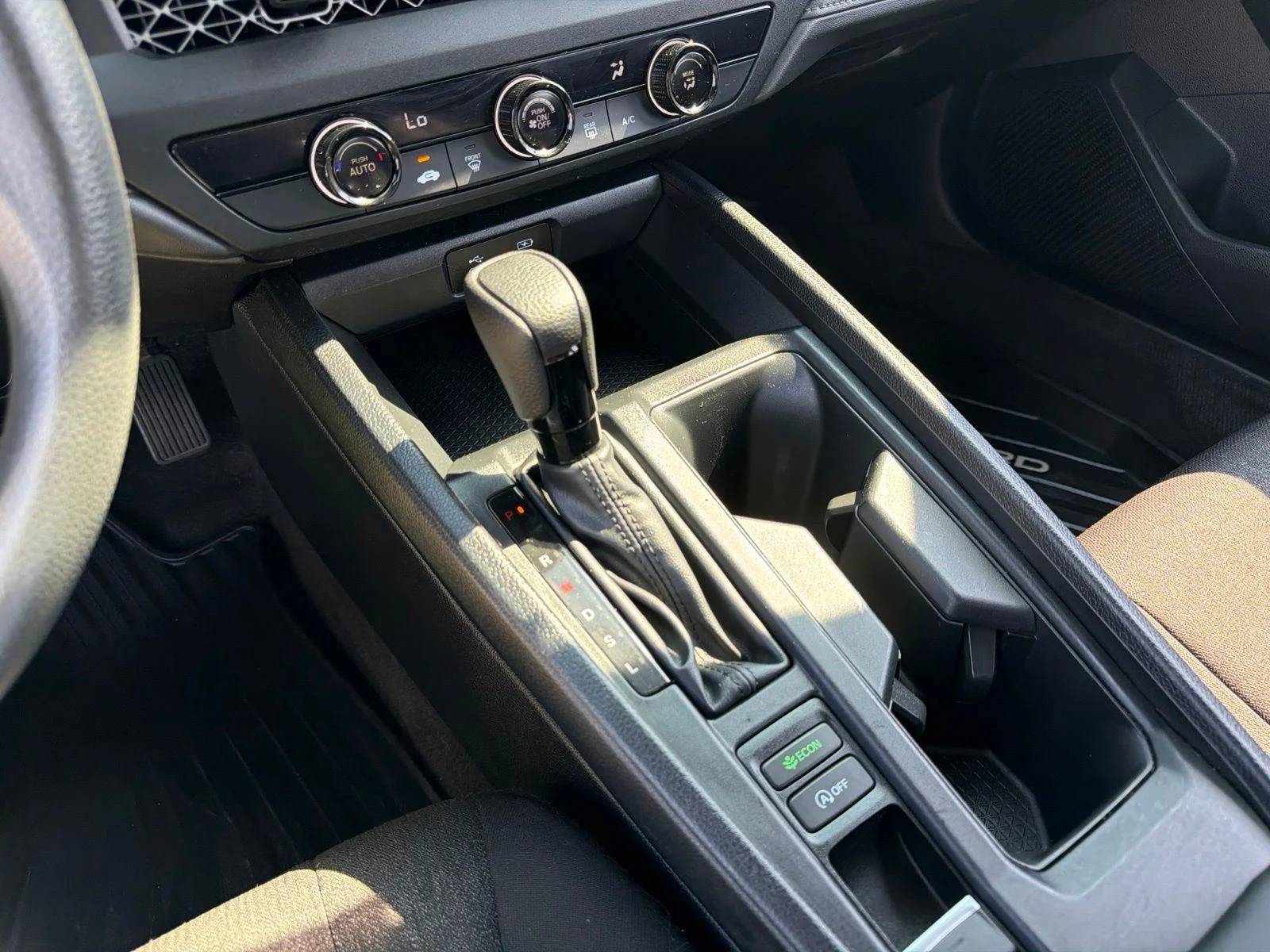 2024 Honda Accord LX - Photo 30