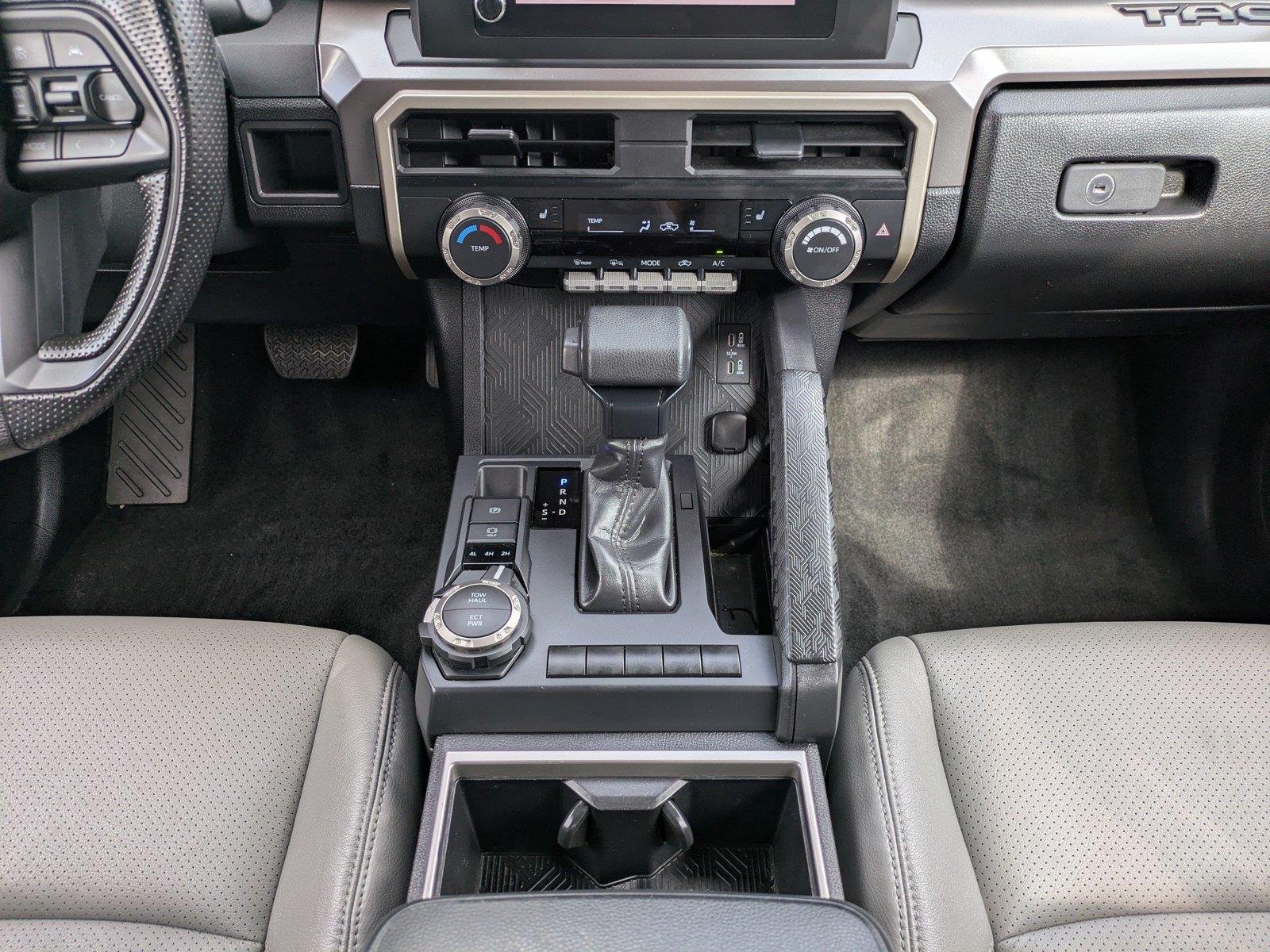 Used 2024 Underground Toyota SR5 image 19