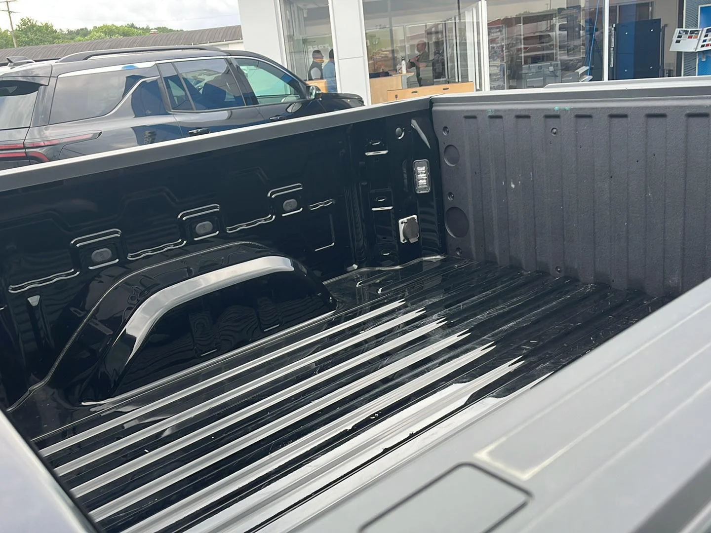 Used 2025 Black Chevrolet RST image 26