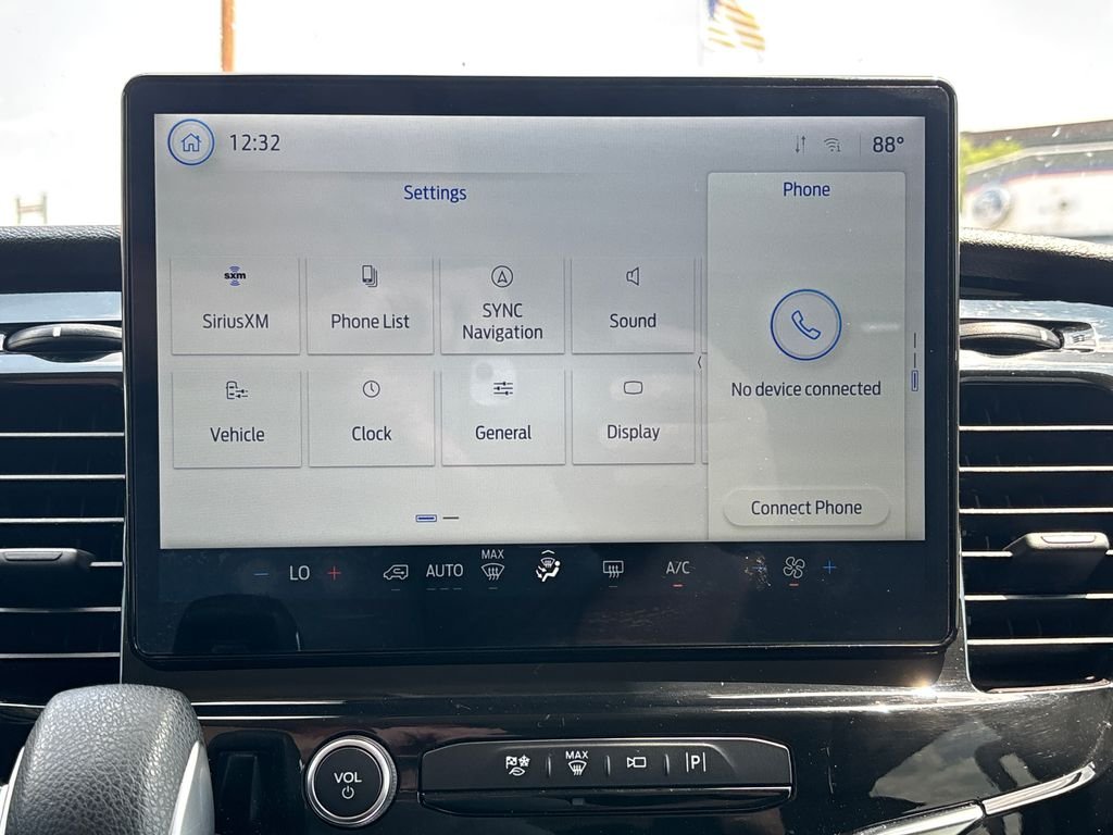 2023 Ford Transit Passenger Van XLT - Photo 40