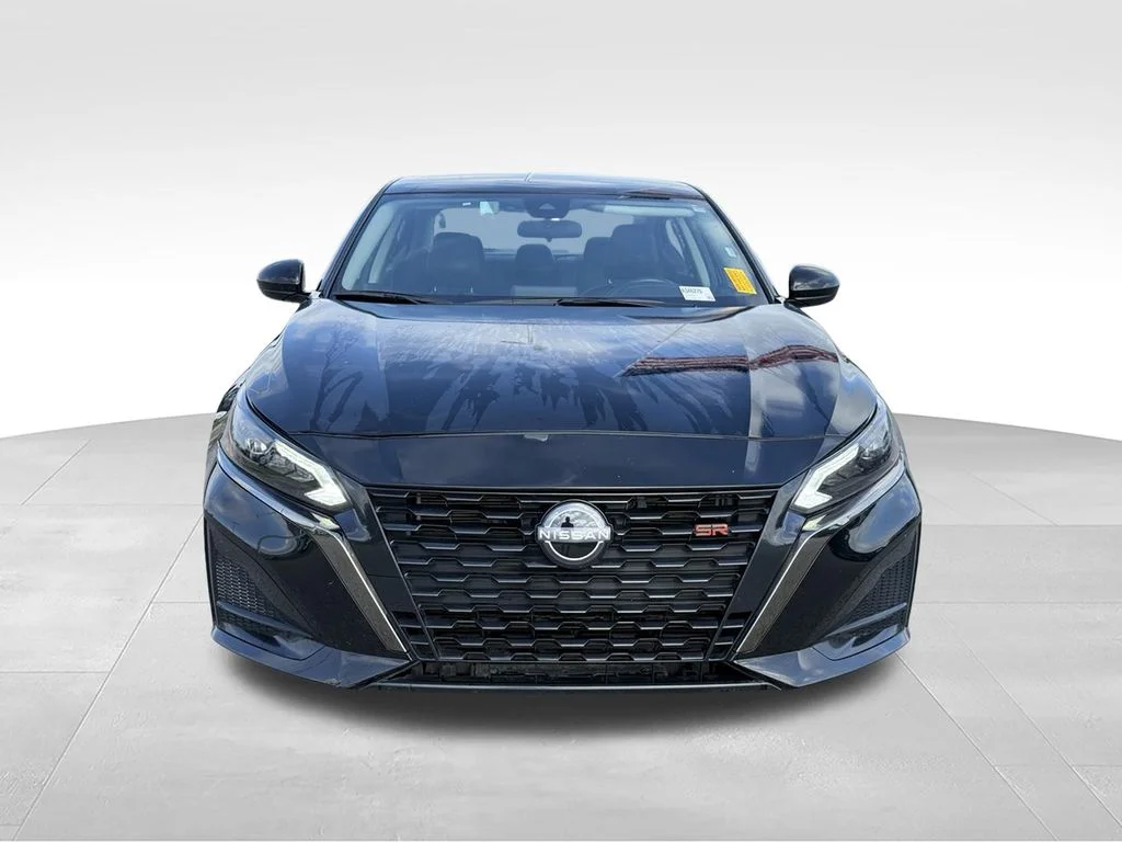 Used 2024 Black Nissan 2.5 SR image 25