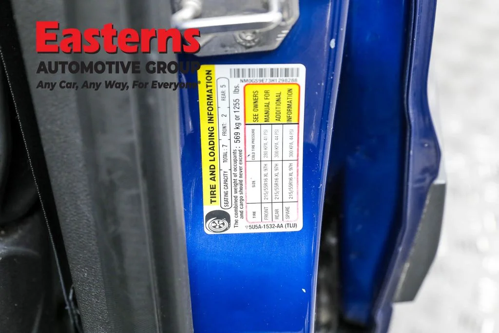 Used 2017 Blue Ford XL image 31