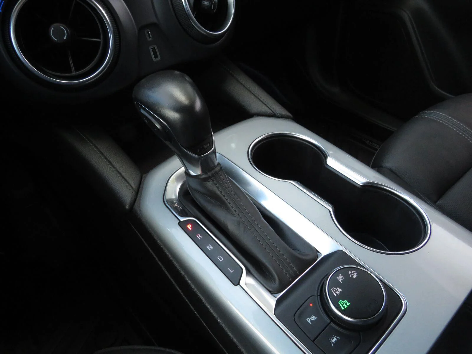 Used 2022 BLACK Chevrolet LT image 28