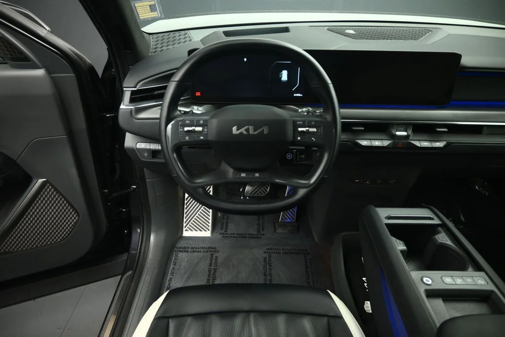 Certified Used 2024 Gray Kia GT-Line image 33