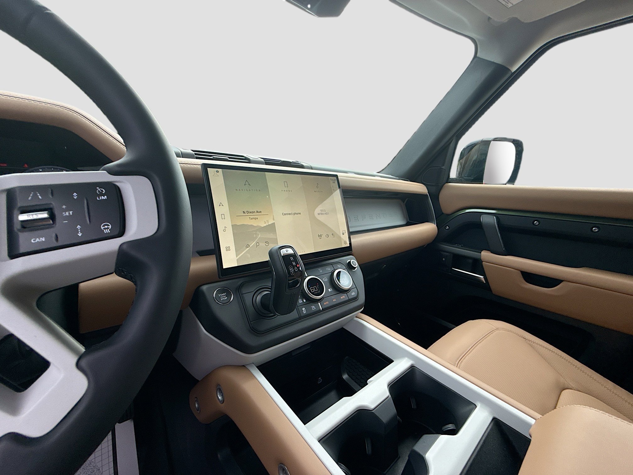 New 2026 Woolstone Green LAND ROVER X-Dynamic SE image 28