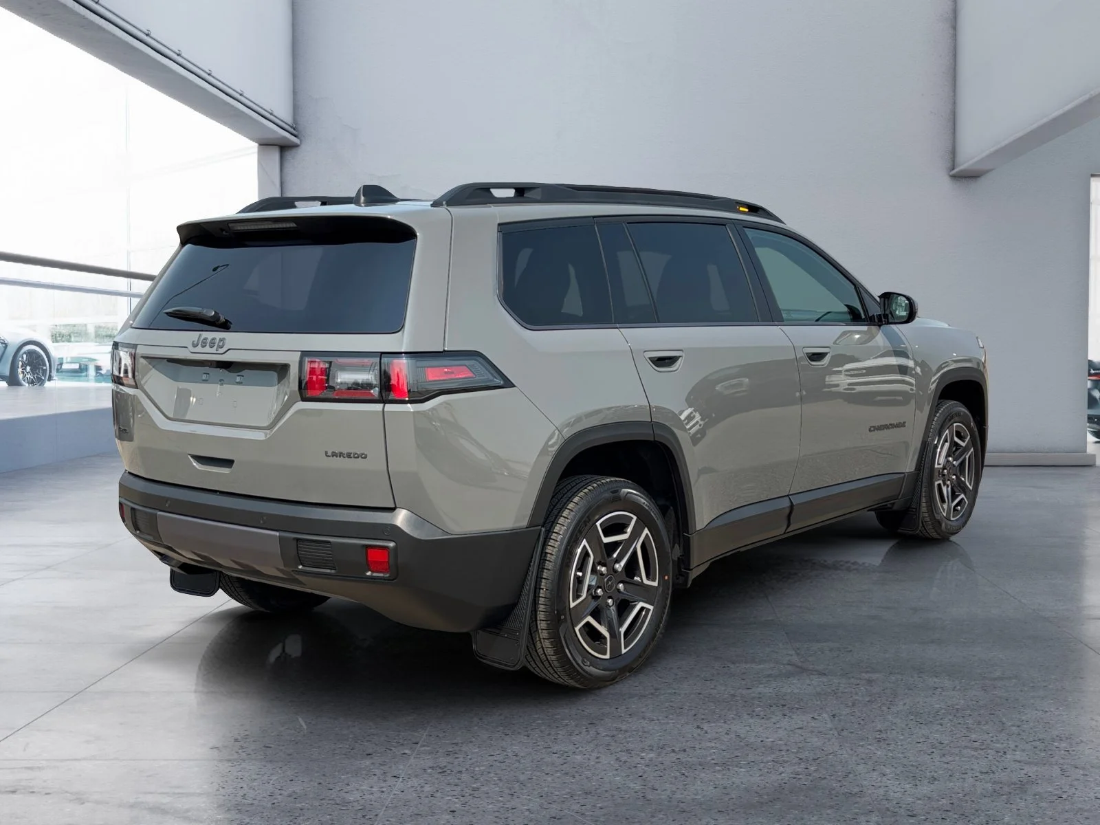 New 2026 STING-GREY Jeep Laredo image 5