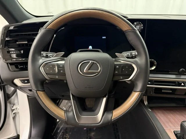 Used 2023 White Lexus 350 Premium Plus image 13