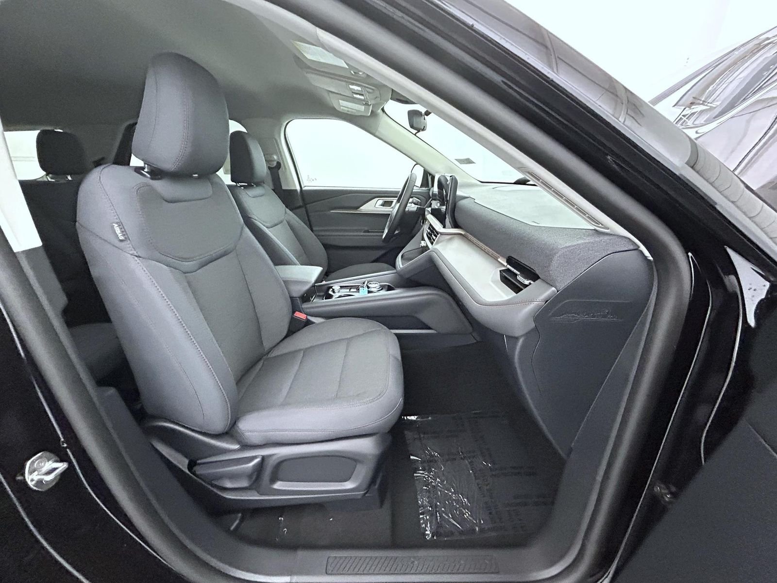 New 2026 Agate Black Metallic Ford Active image 15