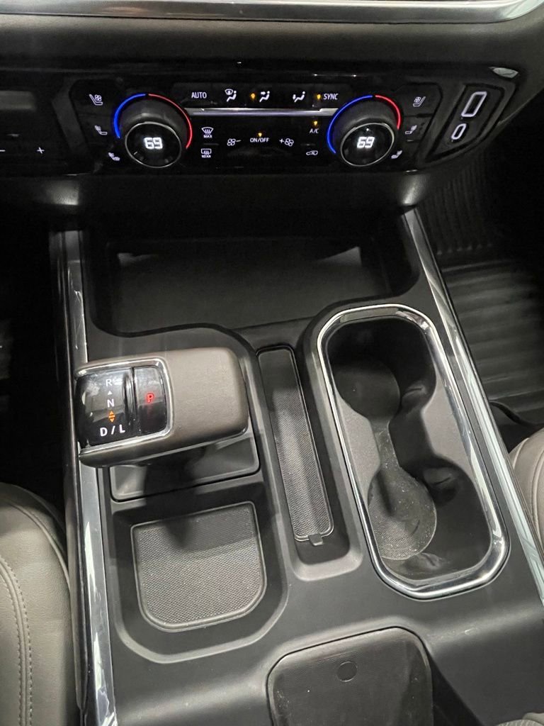 2025 Chevrolet Silverado 1500 LTZ - Photo 22