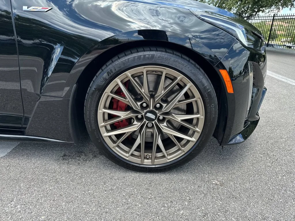 Certified Used 2023 Black Raven Cadillac V-Series Blackwing image 18