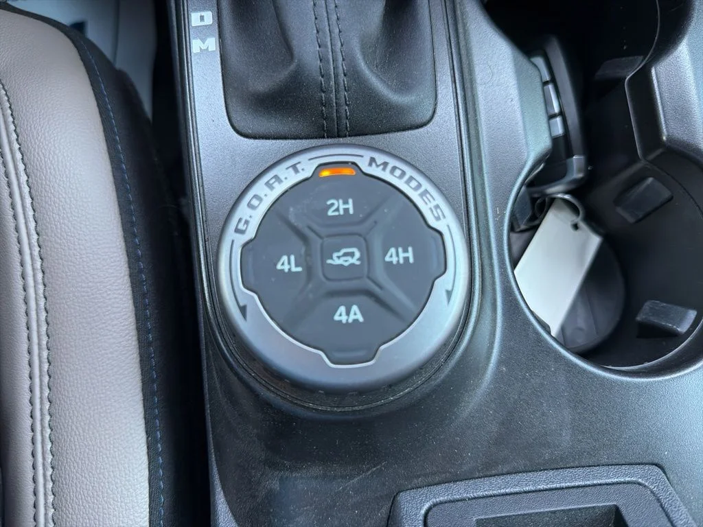 Used 2022 Gray Ford Wildtrak image 29