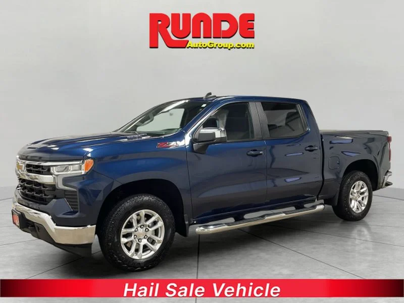 Used 2023 Northsky Blue Metallic Chevrolet LT image 1