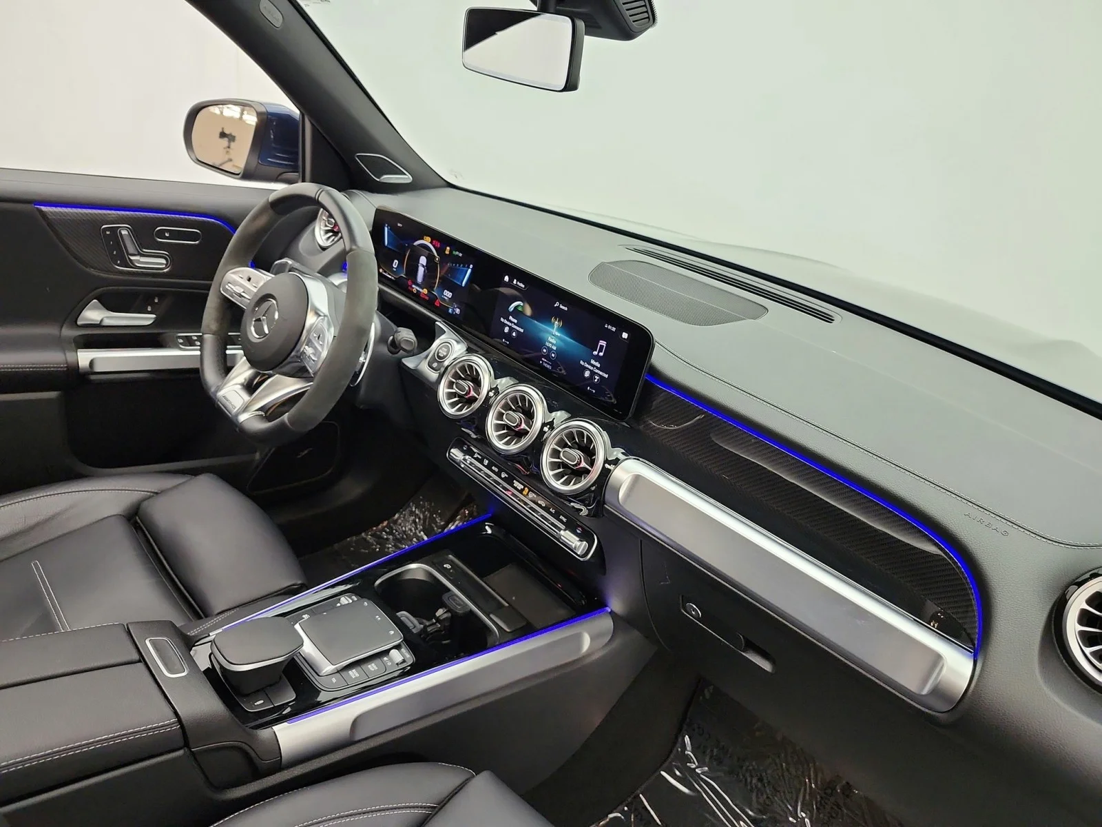 Used 2023 Denim Blue Metallic Mercedes-Benz AMG® GLB 35 4MATIC SUV image 19