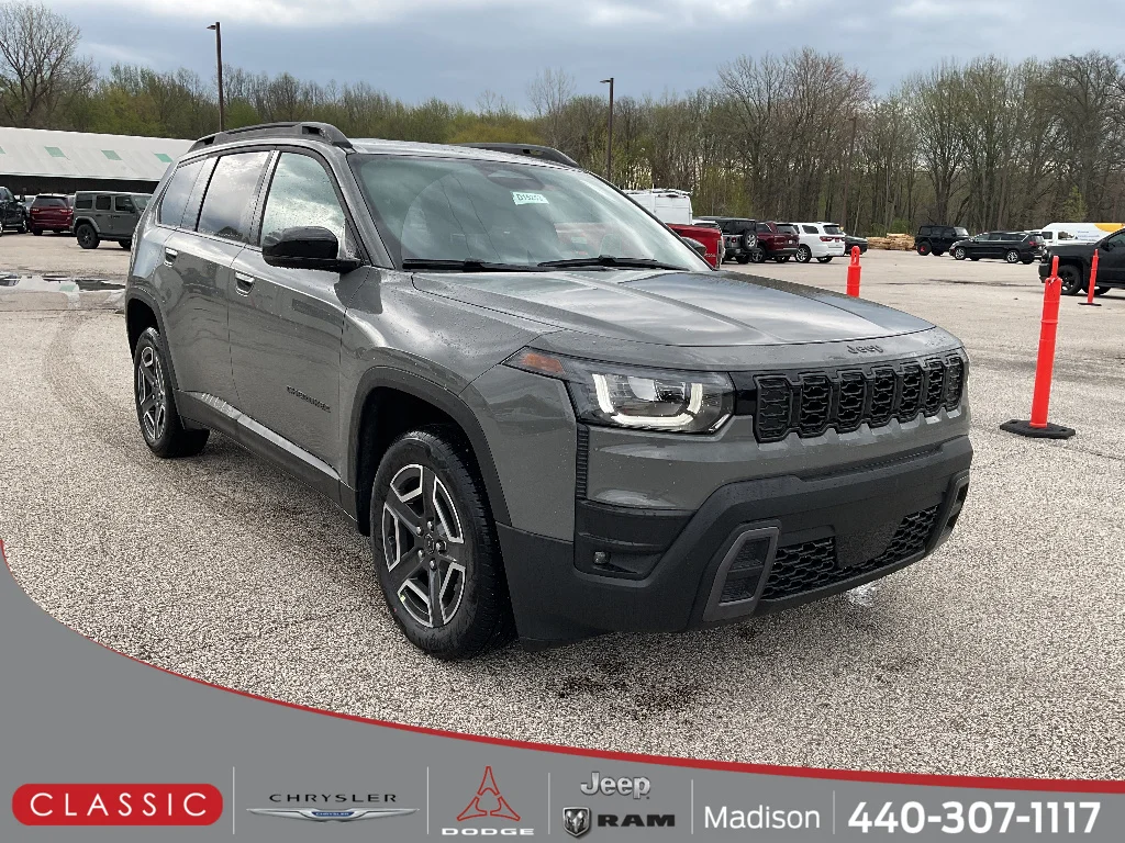 New 2026 Sting-Gray Clear-Coat Exterior Paint Jeep Limited 4x4 image 1