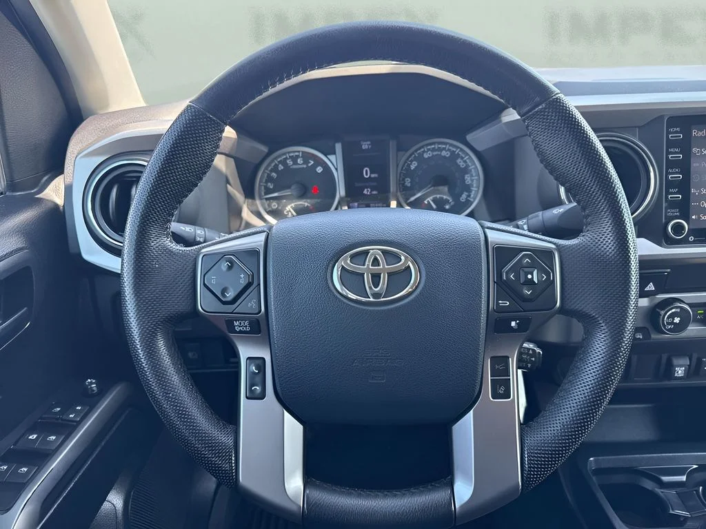 Used 2020 Gray Toyota SR5 image 13