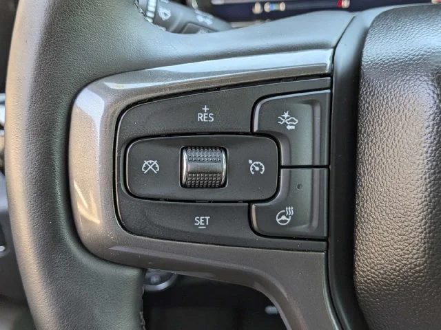 Used 2025 Gray Chevrolet ZR2 image 25