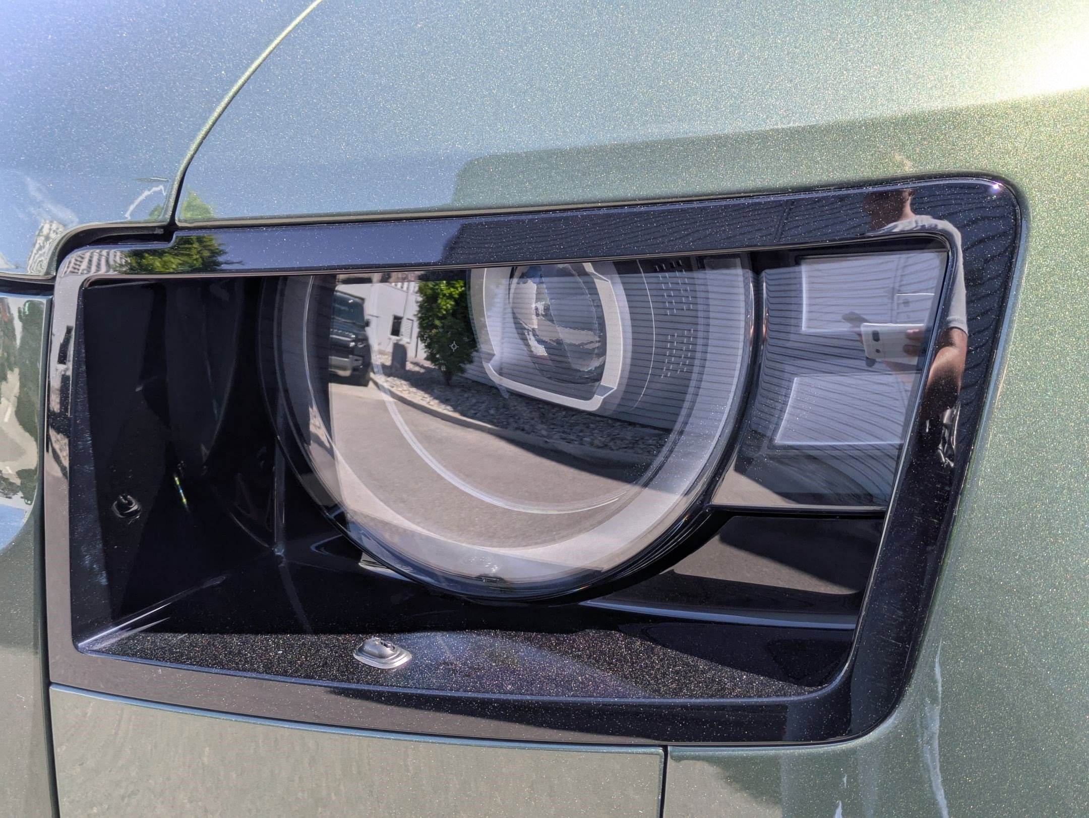 2026 Land Rover Defender X-Dynamic SE - Photo 10